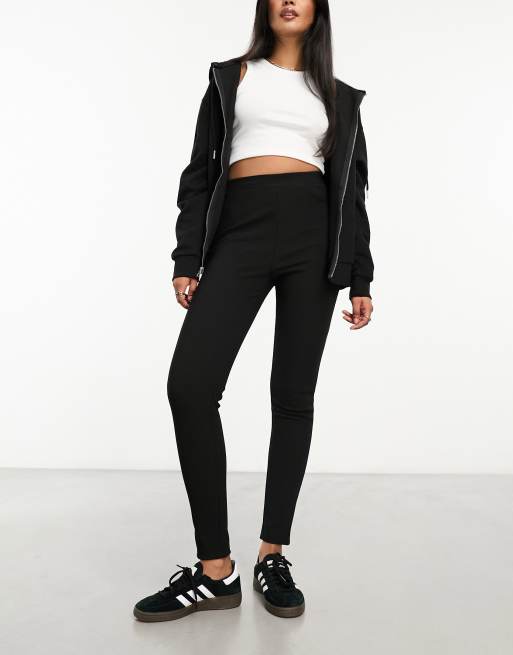 Topshop branded elasticized leggings in black