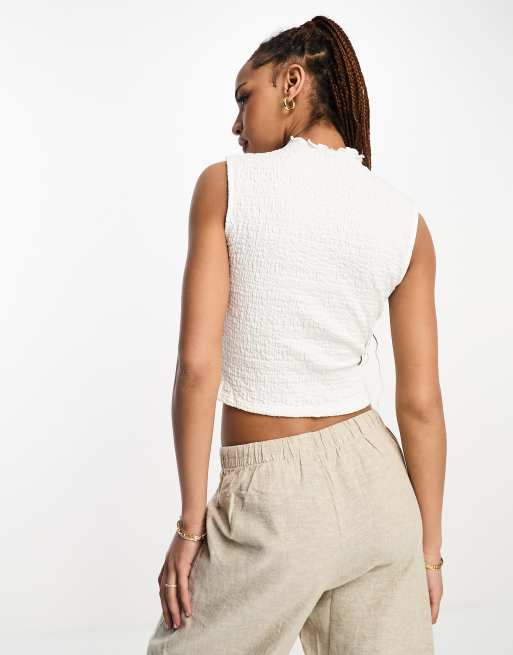 White high outlet neck crop