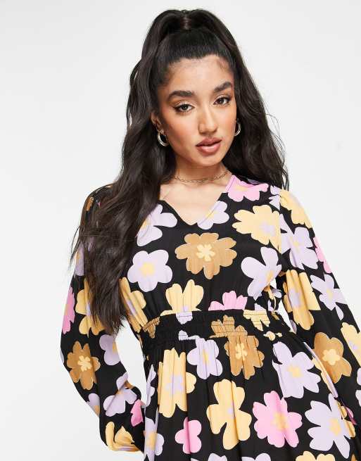 Pieces exclusive v neck smock dress in pink 70s floral | ASOS