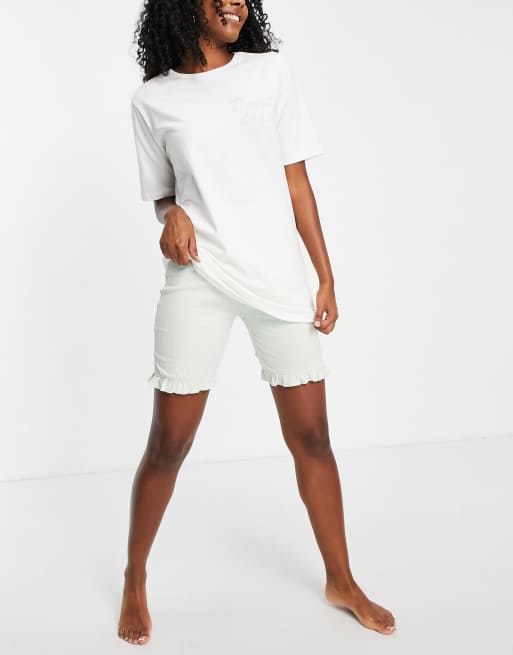 Pieces - Exclusivité - Ensemble de pyjama à imprimé « Duvet Days » - Vert sauge pâle