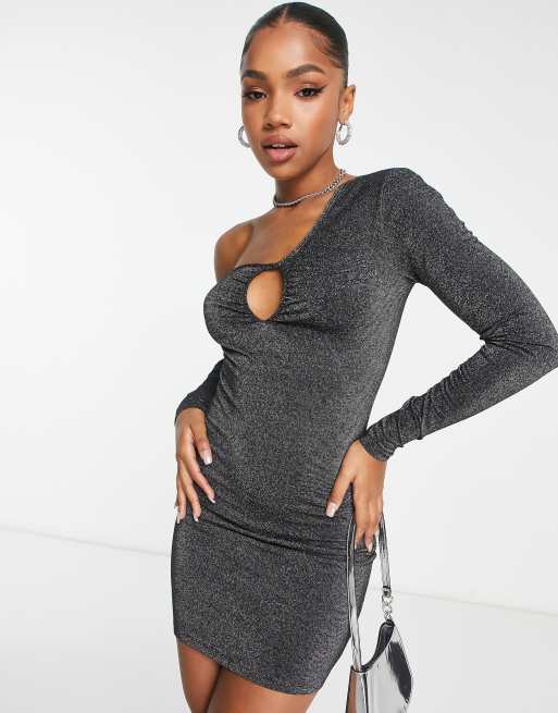 Pieces – Exklusives, schulterfreies Minikleid in glitzerndem Schwarz mit Schlüssellochausschnitt