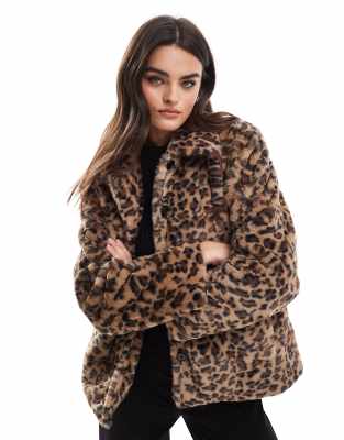 Pieces Pieces faux fur jacket in leopard print-Multi