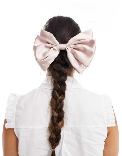 Pieces - Fermaglio per capelli rosa foschia in raso a forma di fiocco grande