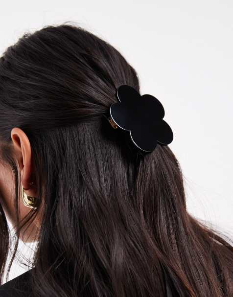 Pieces – Flache Blumen-Haarspange in Schwarz - view 1