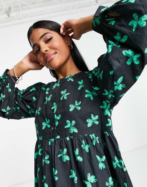 Pieces floral mini smock dress in black/green |