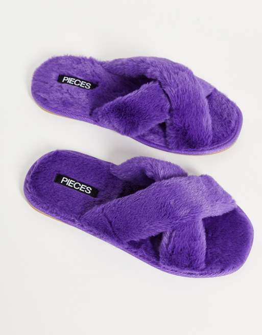 Pieces fluffy cross over slippers in purple