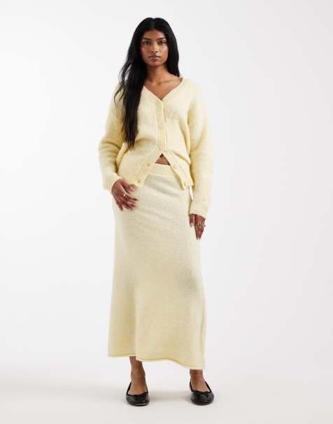 Pieces fluffy knitted maxi skirt in pale yellow (part of a set) - view 1