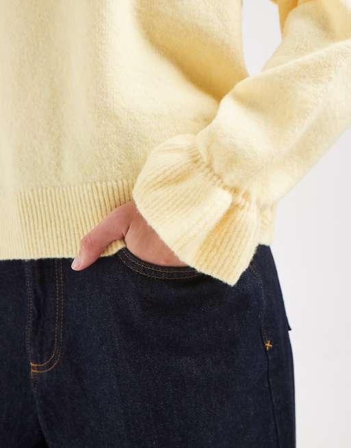Pieces frill cuff long sleeve knitted jumper in pastel yellow, 3 of 4