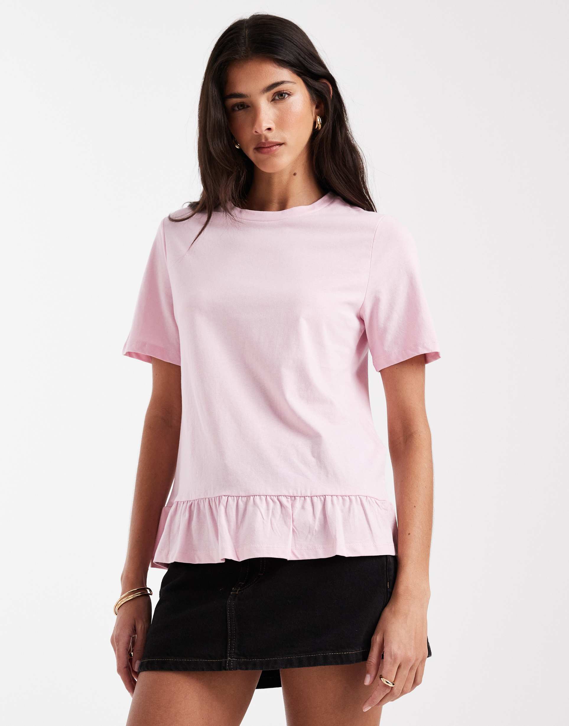 pieces frill trim t-shirt in roseate pink