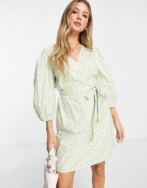 PIECES fruit 2/4 wrap dress in green