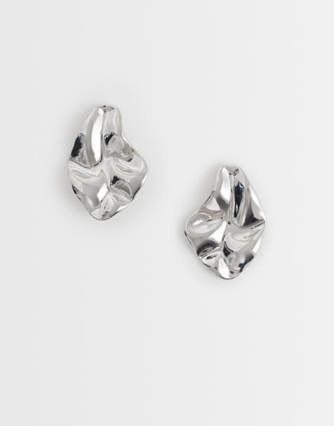 Pieces - Gehamerde oorbellen in zilverkleur - view 1