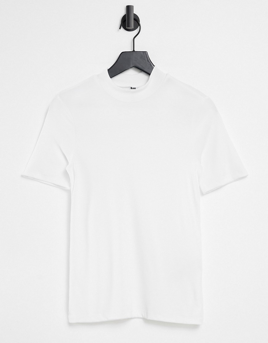 Pieces - Geribbeld T-shirt met hoogsluitende hals in wit