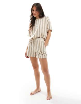 Pieces - Gestreifte Jersey-Shorts in Beige, Kombiteil-Neutral