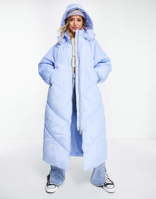 Pieces - Gewatteerde jas met lange pasvorm in blauw