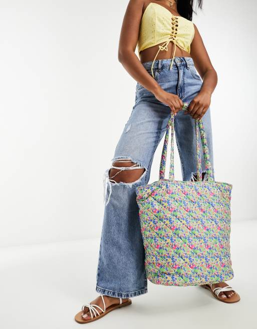 Pieces Gewatteerde tote tas met fijne print in multi ASOS