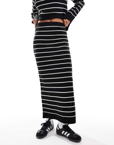 Pieces - Gonna lunga in maglia fine nera a righe in coordinato - view 1