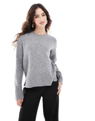 Pieces - Grauer Pullover mit Rundhalsausschnitt