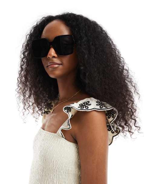 Pieces – Große Sonnenbrille mit schwarz getönten Gläsern und eckigem Gestell in Schwarz - view 1
