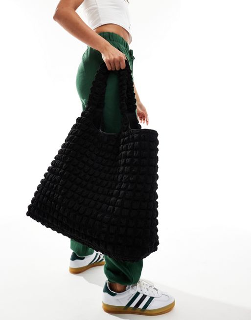 Pieces - Grote shopper schoudertas met bubbeltextuur in zwart