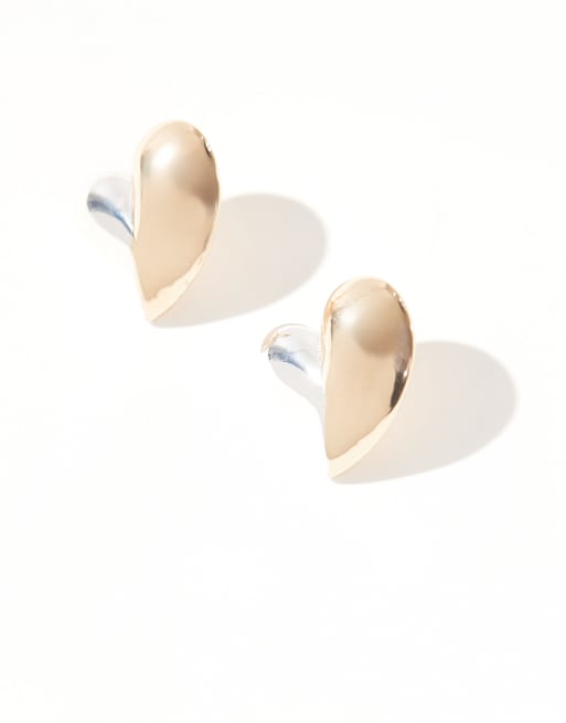 Pieces - Guld- og sølvfarvede hjerteøreringe i to nuancer, 3 af 4