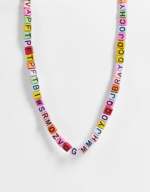Pieces - Halsketting met letterbedeltjes in multi