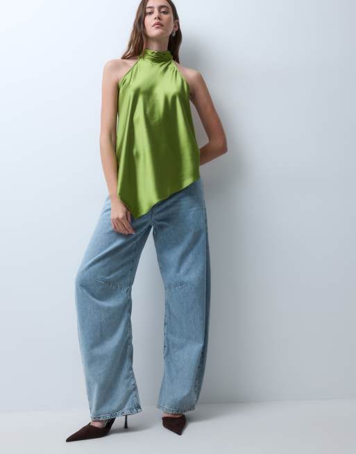 Pieces Halterneck-Top aus Satin mit asymmetrischem Saum in Moosgrün, 3 von 4