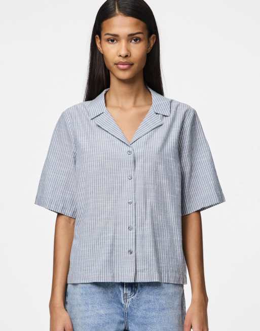 Pieces – Hemdbluse aus Leinenmix in Kronblau