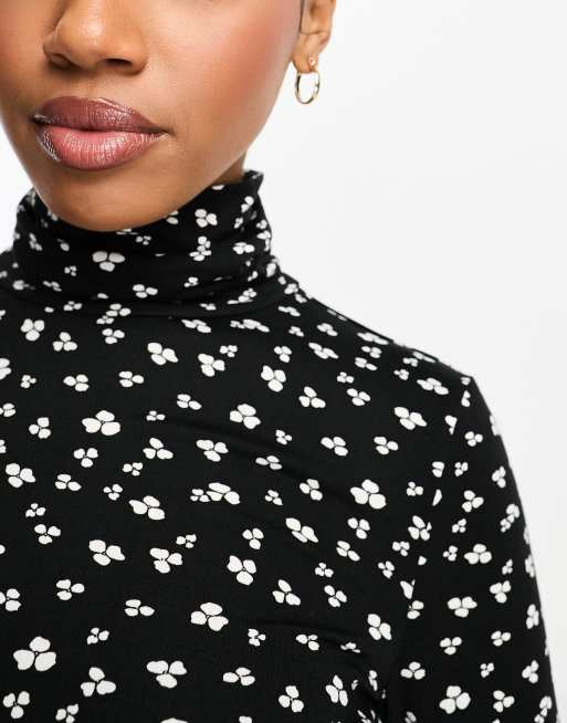 Pieces high neck top in black ditsy ASOS