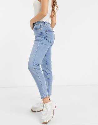 high waisted blue mom jeans