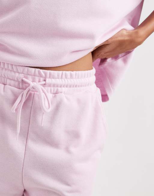 Pieces high waist sweat shorts co-ord in light pink, 3 of 5