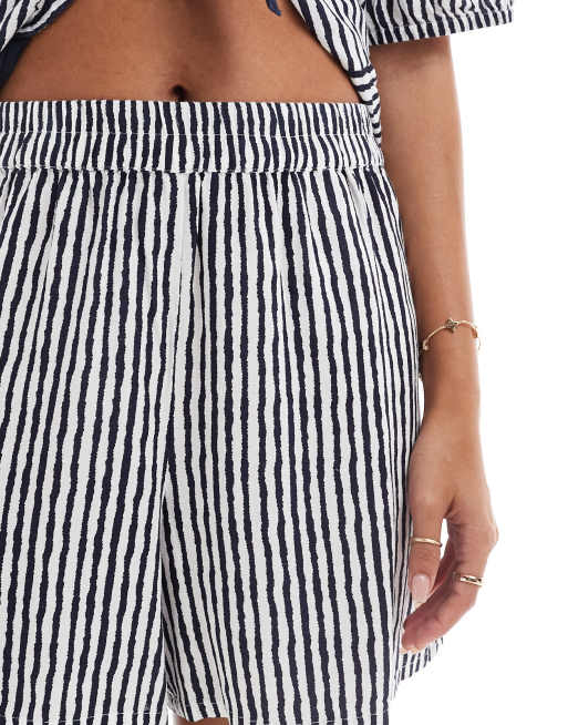 Pieces high waisted shorts co-ord in navy and white stripe, 5 of 5
