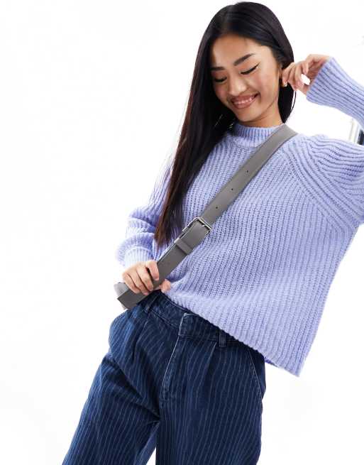 Pieces – Hochgeschlossener Pullover in Blau mit Ballonärmeln