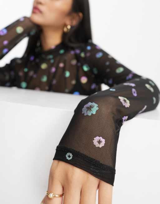 Pieces - Hoogsluitende mesh top in zwart met holografische bloemen, 3 van 4