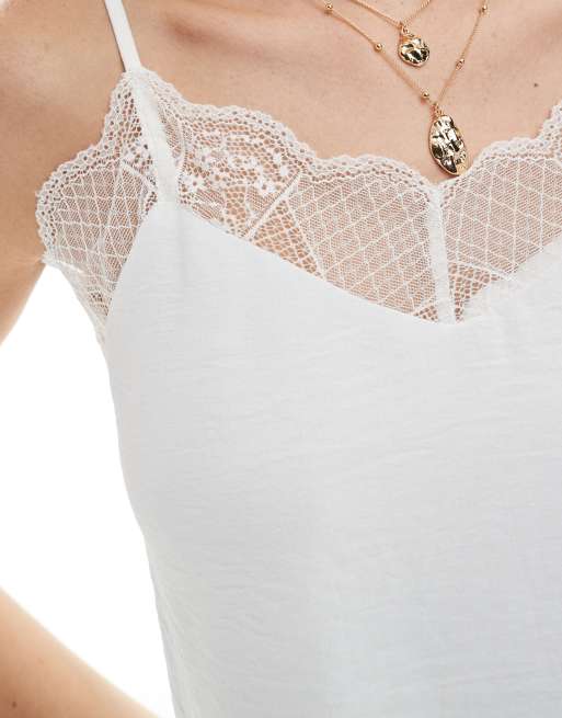Pieces - Hvid cami-top med blondekant, 3 af 4
