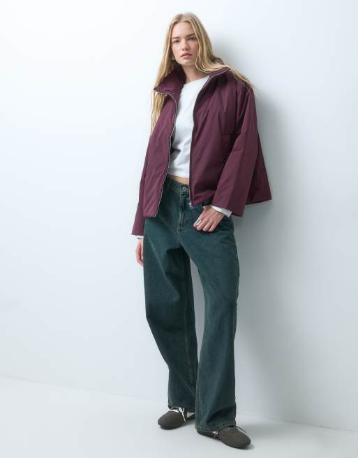 Pieces Jacke mit Stehkragen, Wattierung und Knebelverschluss in Burgunderrot, 2 von 4