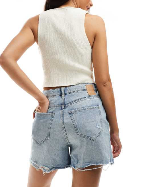 Pieces – Jasnoniebieskie szorty jeansowe z postrzępionym dołem, 4 z 5