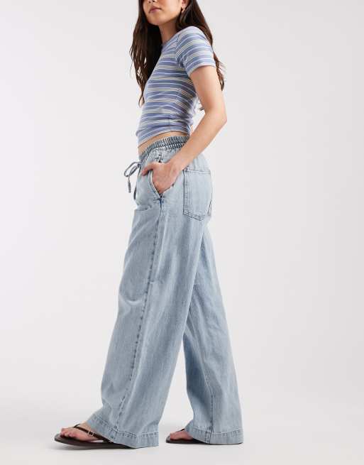 Pieces - Jeans met wijde pijpen en gestrikte taille in lichtblauw, 2 van 5