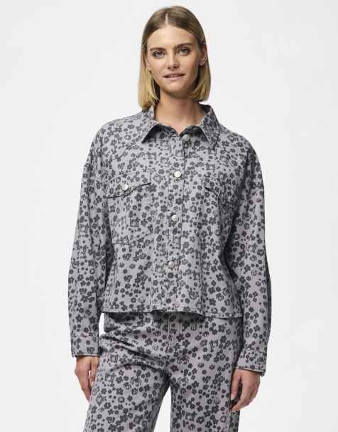 Pieces – Jeanshemd in ultimativem Grau - view 1