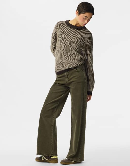 Pieces Jenna ribbed crew neck knitted drop shoulder jumper in brown, 3 of 7