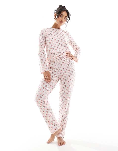Pieces – Jul – Rosa, rosettmönstrad pyjamas med långa ärmar - view 1