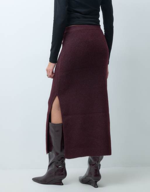 Pieces jupe longue en maille taille haute de l'ensemble coordonné bordeaux, 4 de 5