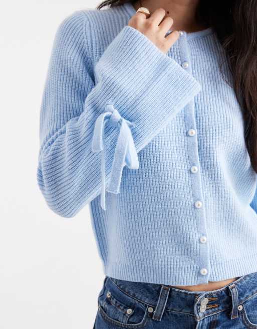 Pieces knit cardigan with faux pearl buttons and bow tie cuffs in light blue, 3 of 4