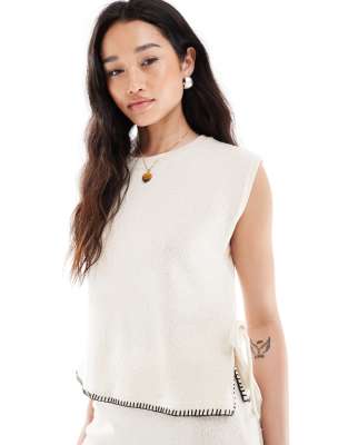 Pieces Knit Tank Top With Contrast Stitch