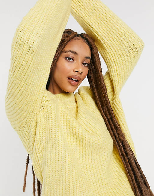 Women Pieces knitted jumper with rib detail in yellow 