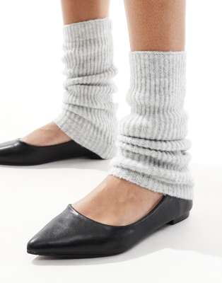 Pieces knitted leg warmers in grey