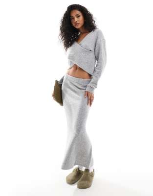 Pieces Knitted Maxi Skirt In Light Gray - Part Of A Set