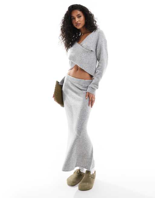 Pieces knitted maxi skirt in light grey (part of a set)