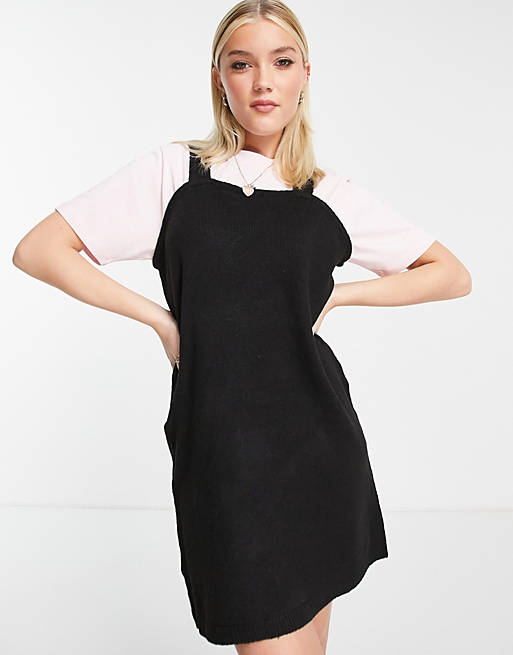 Pieces knitted pinny dress in black