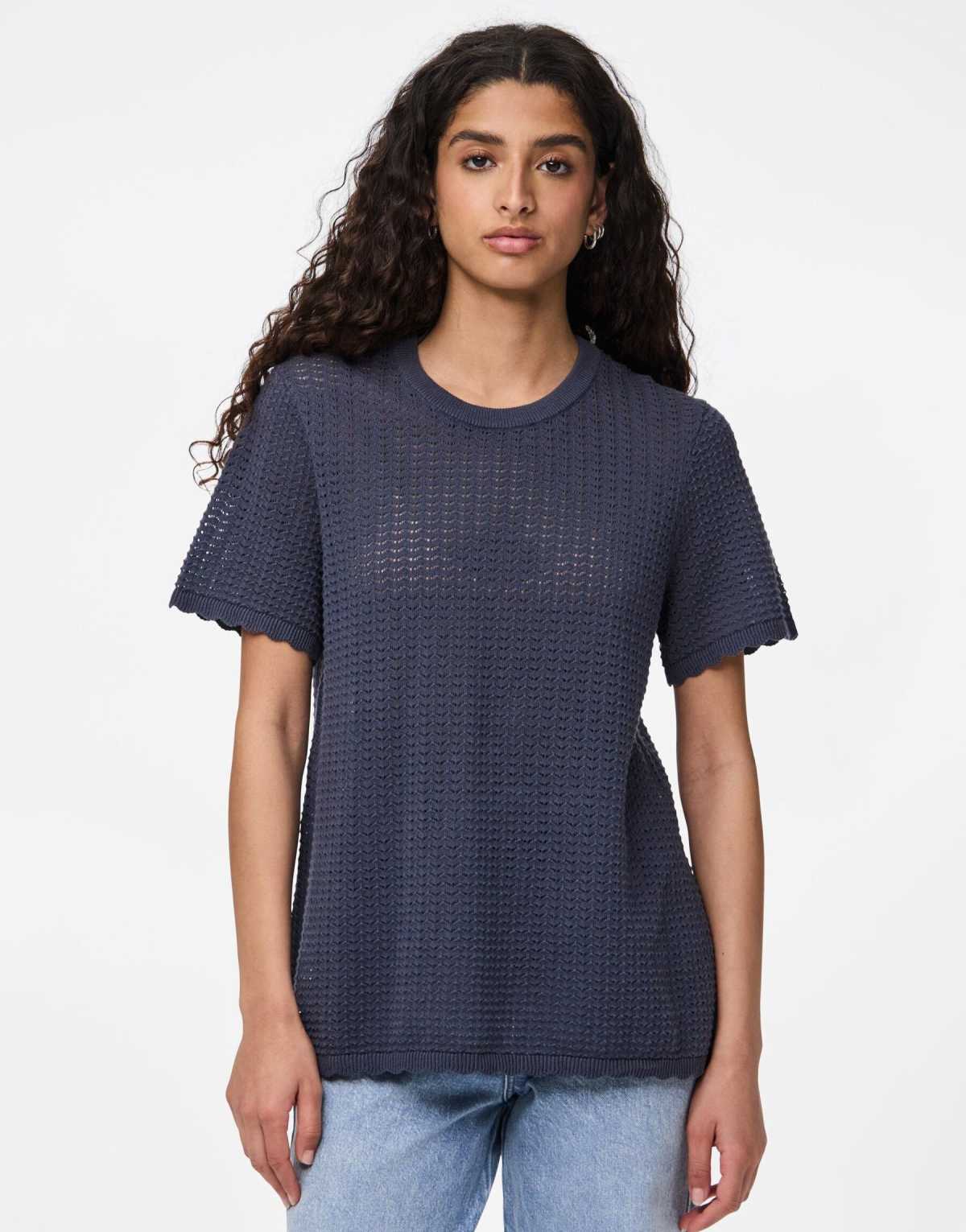 Pieces Knitted top in ombre blue