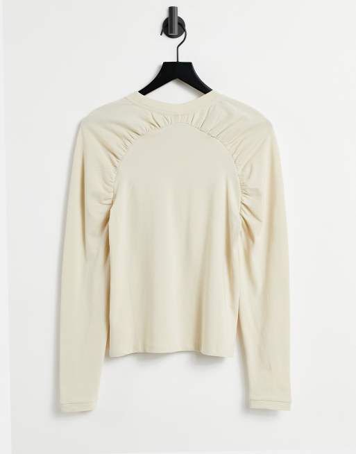 Pieces – Krämfärgad topp med ryschad design framtill, 2 av 4